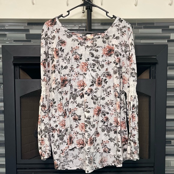 Faded Glory Long Sleeve Embroidered Mesh Sleeve Floral Blouse- Size 2XL / XXL - Picture 1 of 4